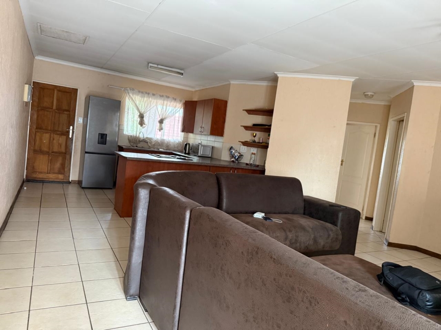 2 Bedroom Property for Sale in Rustenburg Central North West